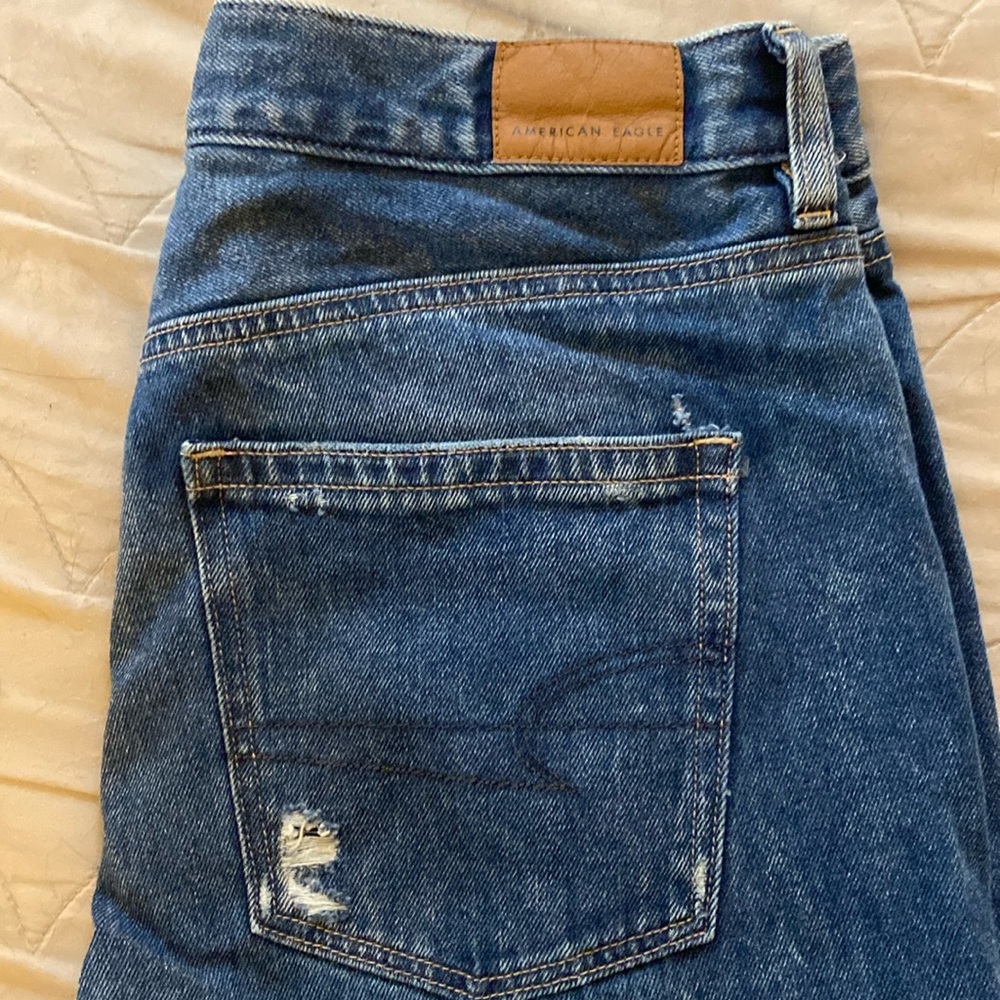 Women’s Tall American Eagle Relaxed Mom jeans